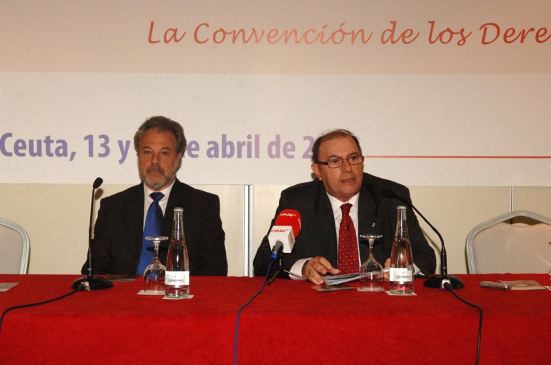 Juan_Hernndez_en_la_presentacin_de_las_II_Jornadas_sobre_maltrato_infantil_en_Ceuta_Copy