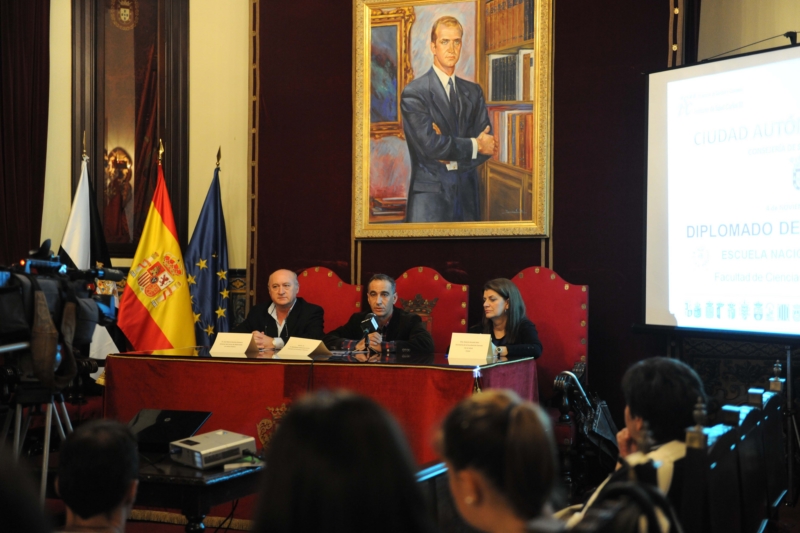 Inauguracin_del_Curso_de_Diplomado_en_Sanidad