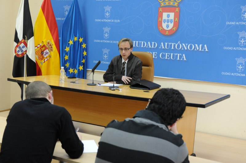 Guillermo_Martnez_portavoz_del_Gobierno_en_la_Sala_de_Prensa_del_Palacio_de_la_Asamblea._Copy