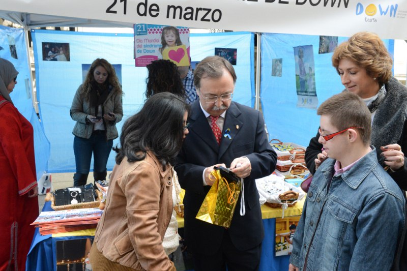 Síndrome Down presidente Juan Vivas Paseo Revellínweb