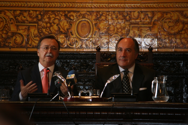 Vivas durante su intervención junto a Landaluce