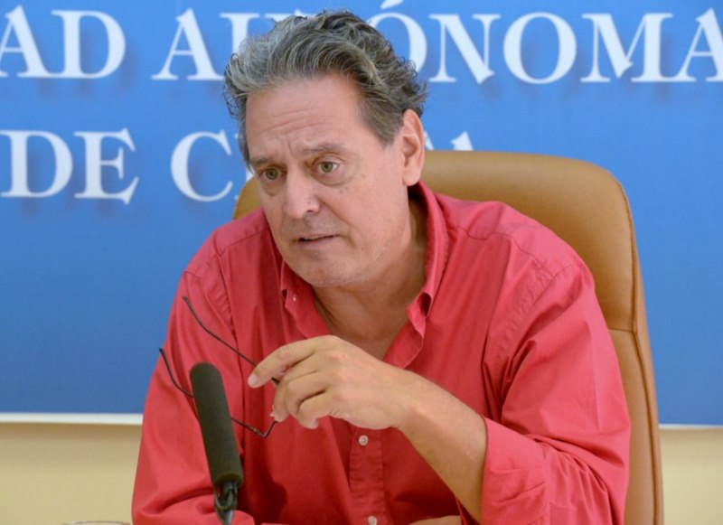 Emilio Carreira portavoz Gobierno consejero Hacienda Economía RRHH sala prensa palacio autonómicoweb