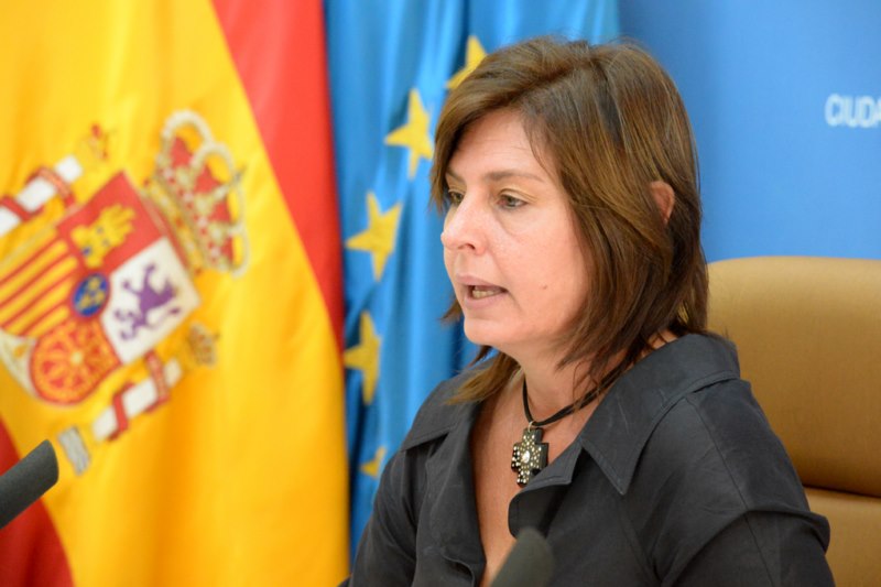 Mabel Deu consejera Educación Cultura Mujer sala prensa palacio autonómicoweb