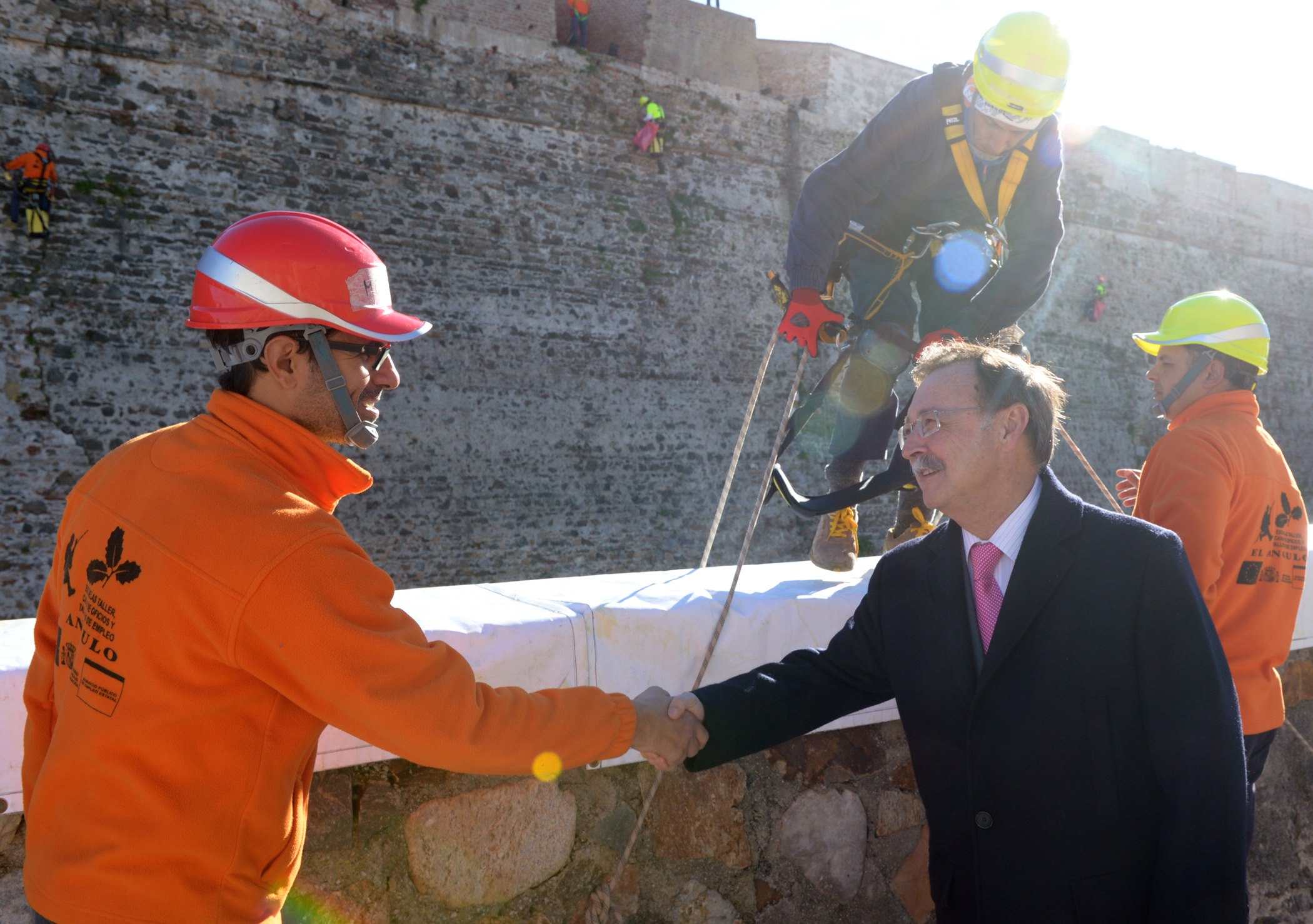 empleo murallas reales trabajo vertical escuela taller albañilería cantería juan vivasweb