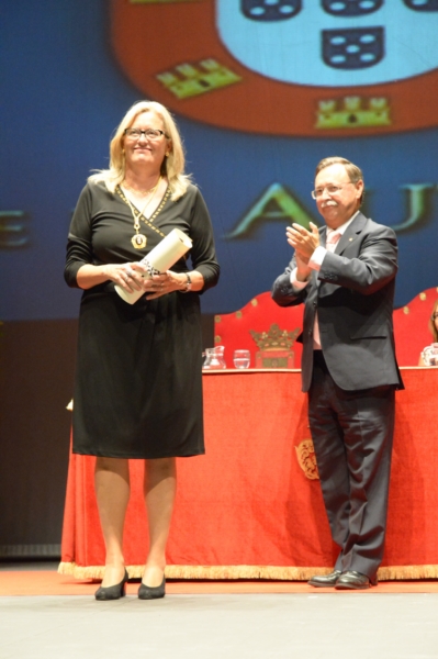 El presidente junto a la decana del Colegio de Abogados